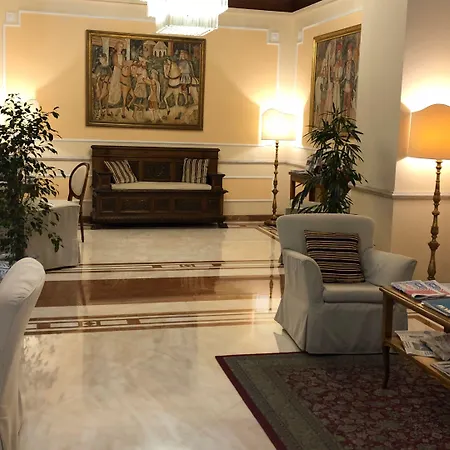 Hotel Pierre-2